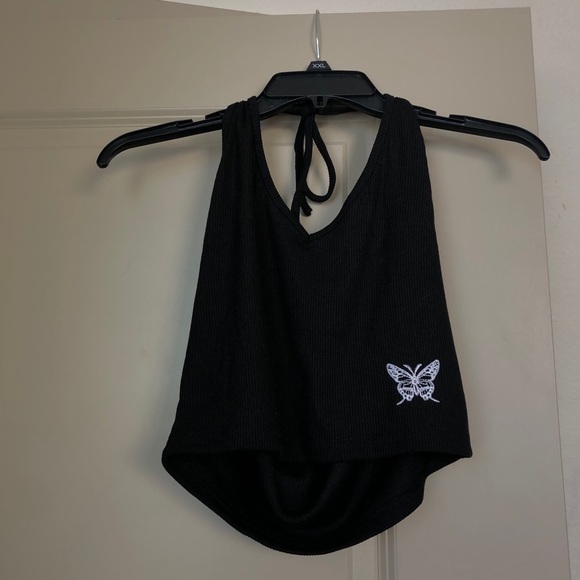 Embroidered butterfly crop top - Picture 2 of 5